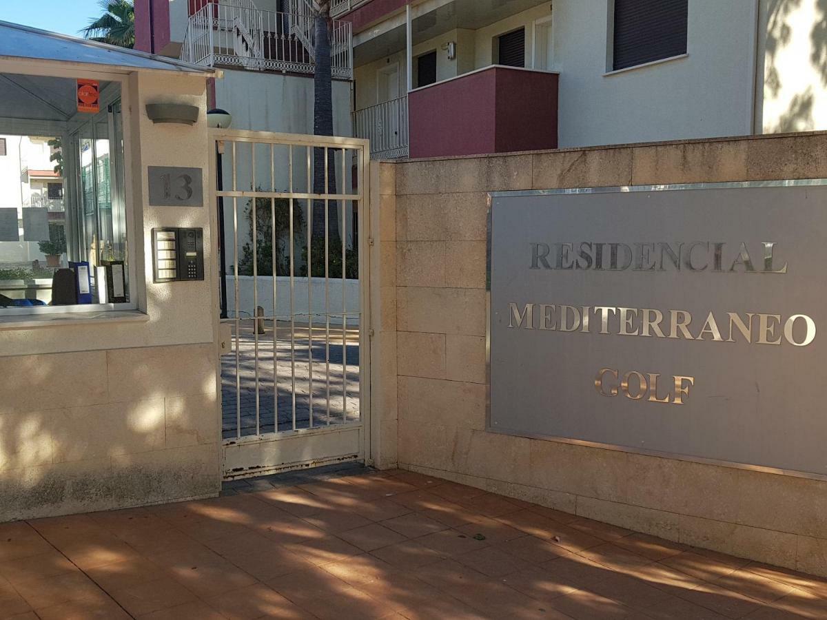 Beach And Golf Apartament 贝纳尔马德纳 外观 照片