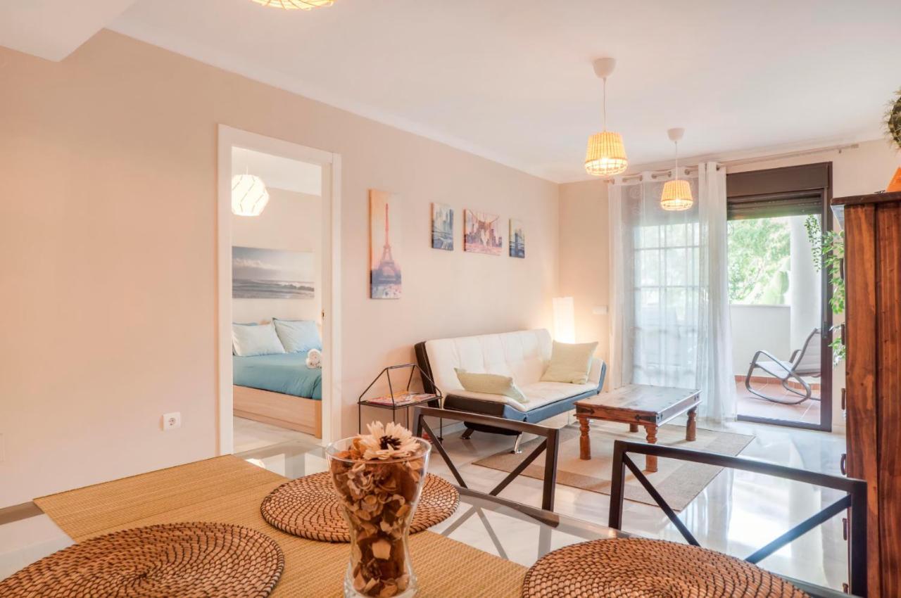 Beach And Golf Apartament 贝纳尔马德纳 外观 照片